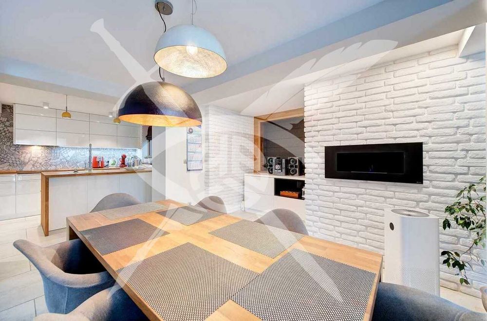 Дава се под наем Къща в Варна, м-т Евксиноград - 550 кв.м за 7500 € - Снимка #1