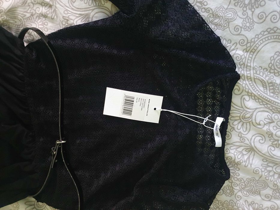 Черна елегантна рокля About you