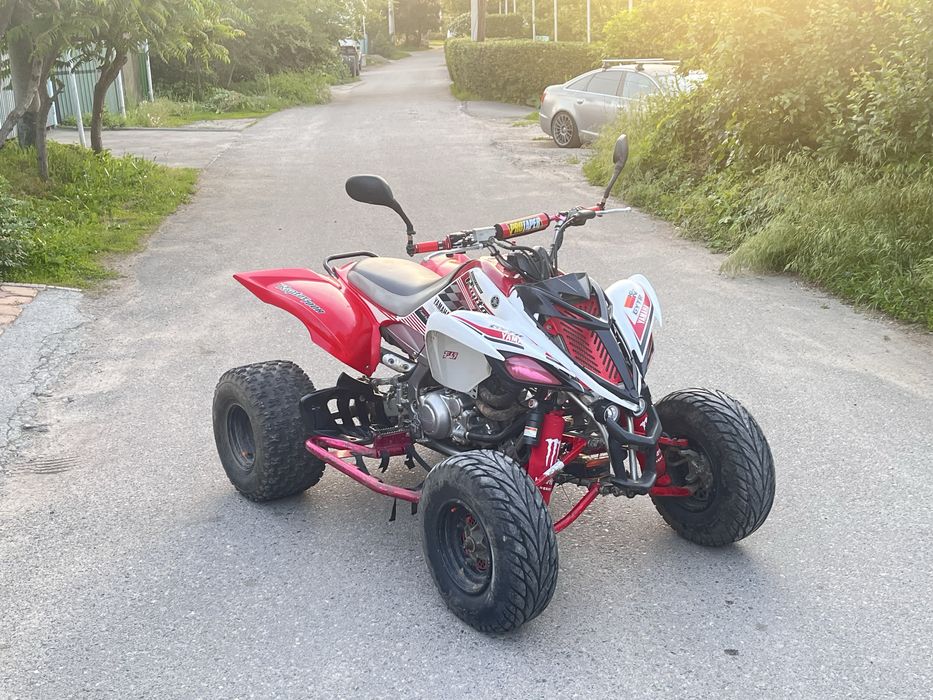 Yamaha raptor YFM700