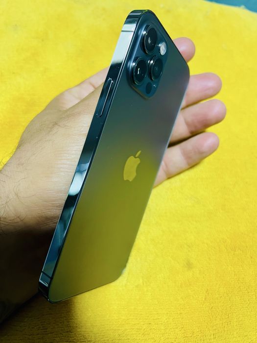Iphone 12 pro pentru piese
