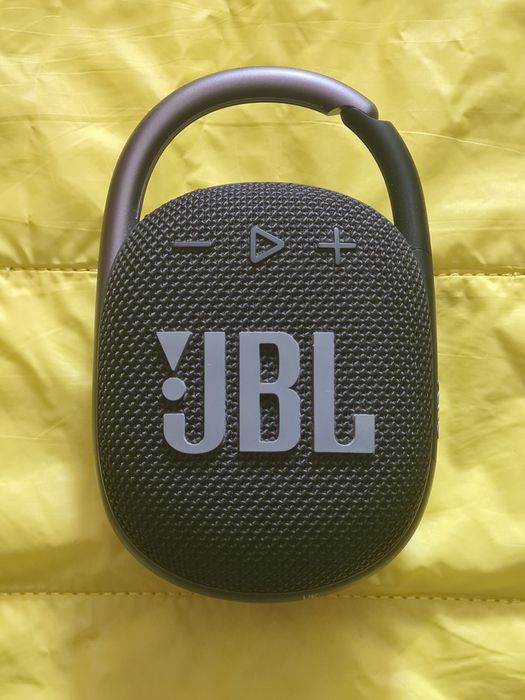 JBL  -  Mini Boxă portabilă