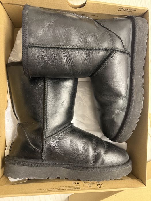 Cizme Ugg negre din piele marimea 37