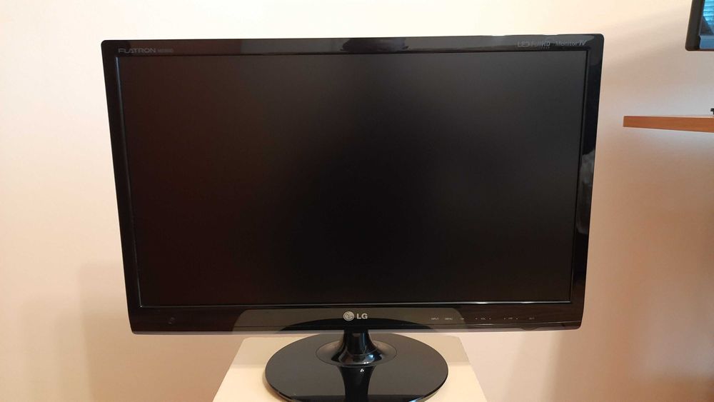 Monitor  TV - LG FLATRON M23800, Full HD, diagonala 58 cm