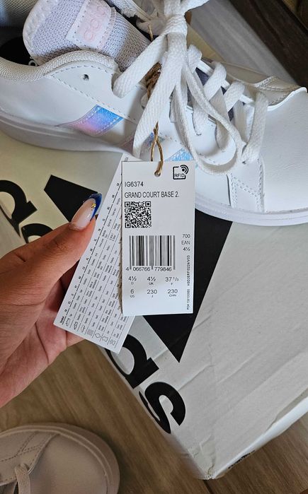 Adidas маратонки