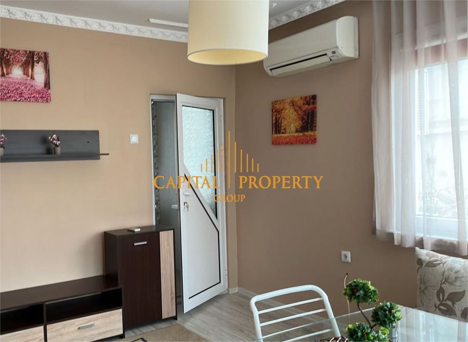 Дава се под наем Етаж от къща в Варна, Цветен квартал - 65 кв.м за 435 € - Снимка #2