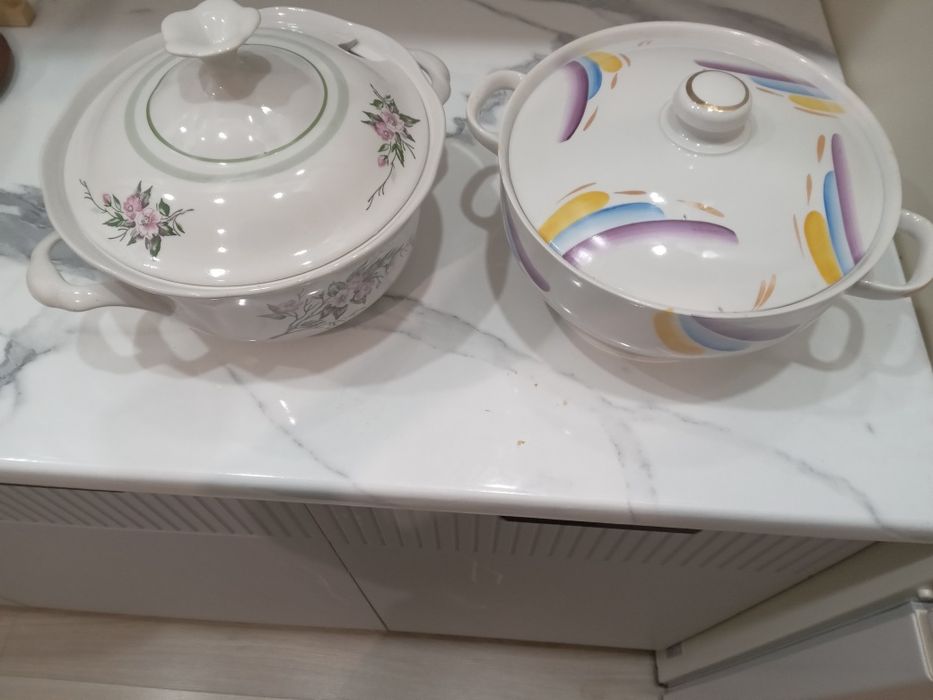 Супница фарфоровая