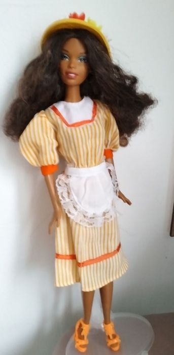 Păpuși Barbie negrese