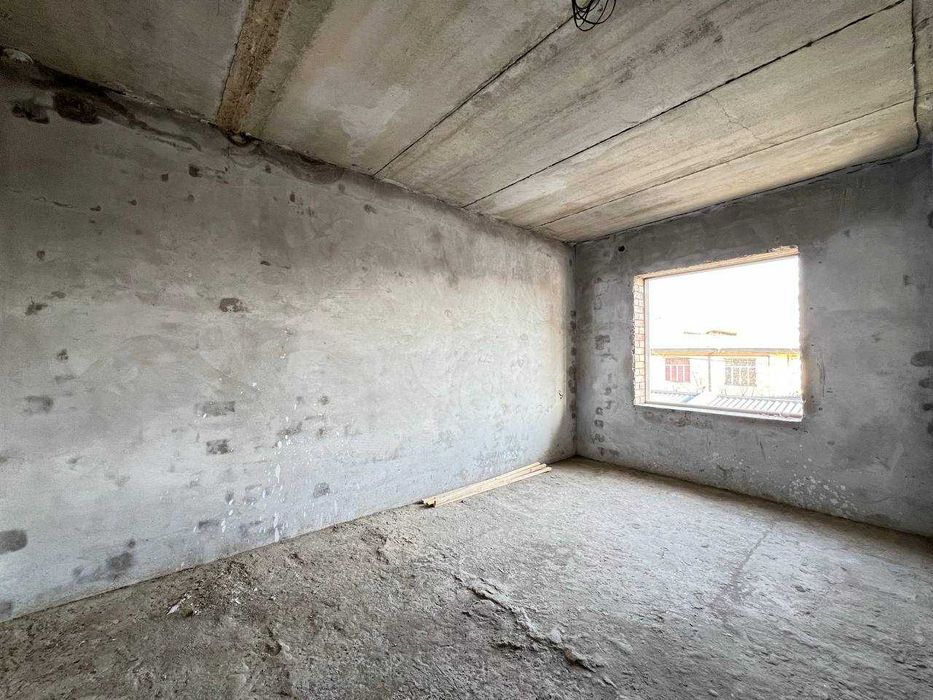 Продаются 2 коробки по 2 сотки. Бободехкон махалля Юнусабадский район.