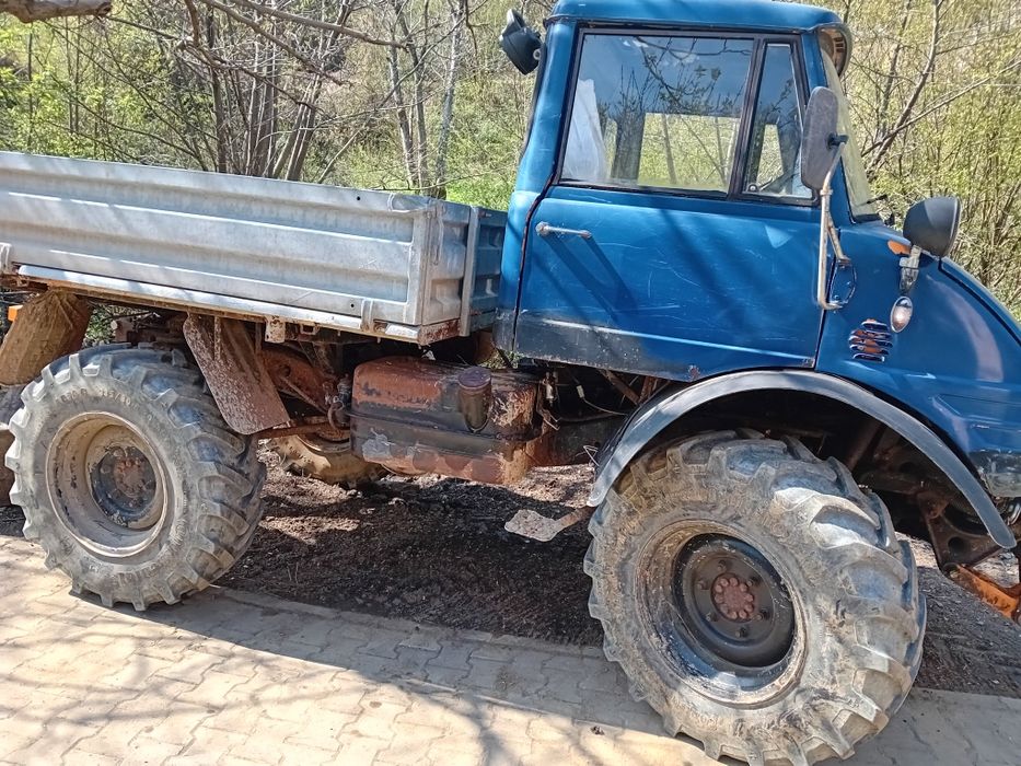 Vând sau schimb unimog 403 cu taf ofer diferența
