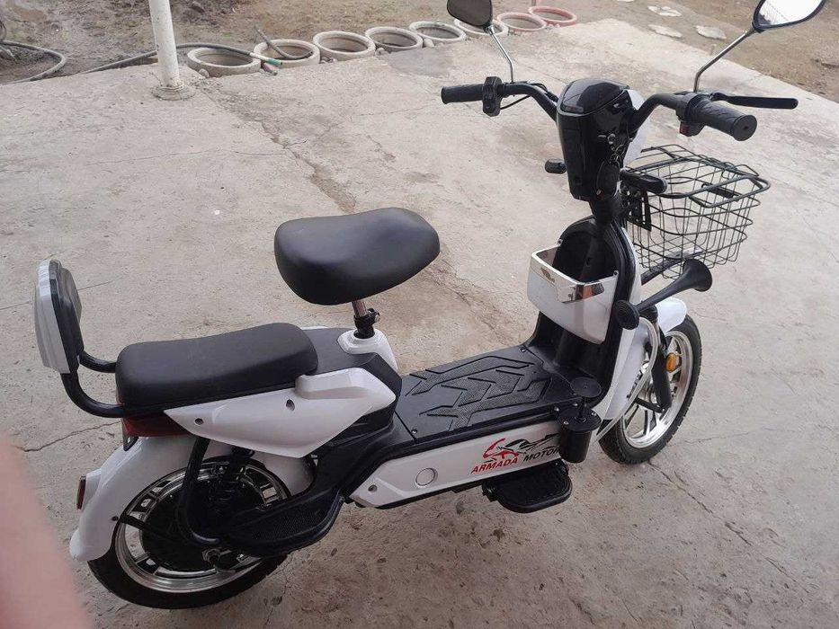 Skuter sotiladi xolat idal