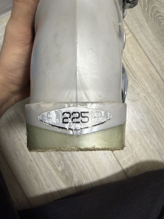 Детские горонолыжные ботинки