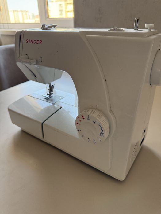 Швейная машина Singer