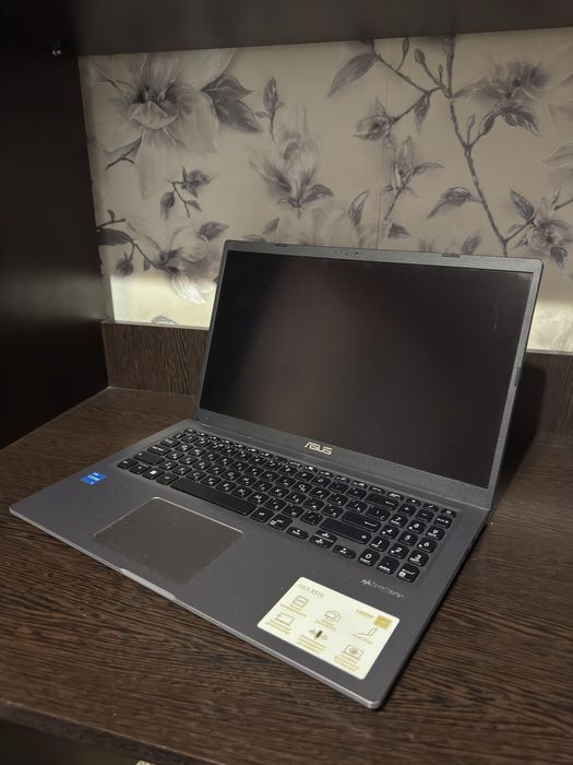 Ноутбук ASUS для офиса