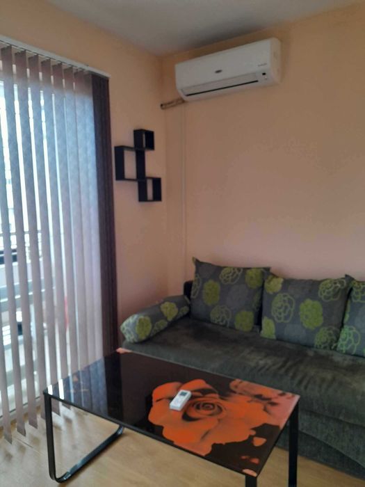 Дава се под наем Двустаен апартамент в Варна, Цветен квартал - 50 кв.м за 408 € - Снимка #5