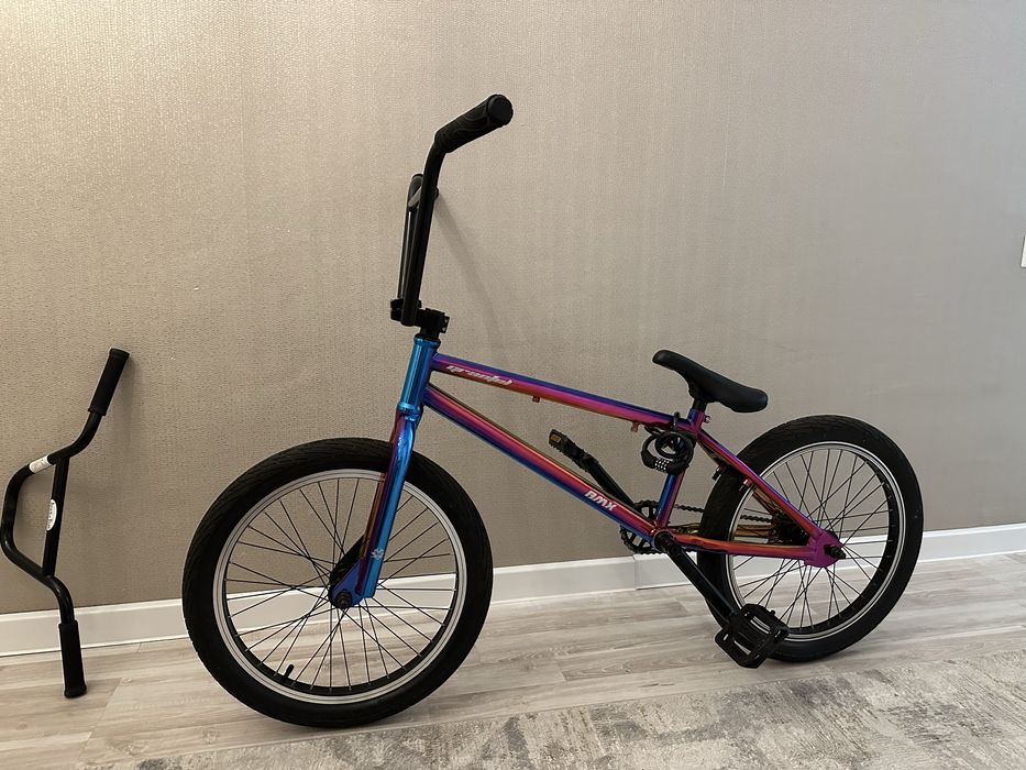 Велосипед BMX в отличном состоянии