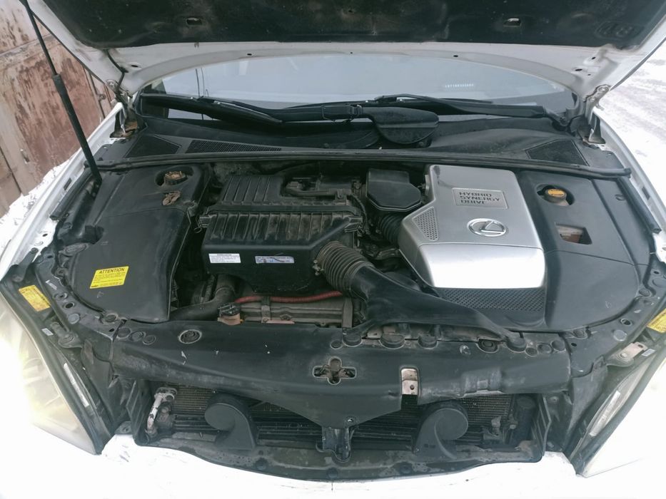 Продам Lexus RX400h