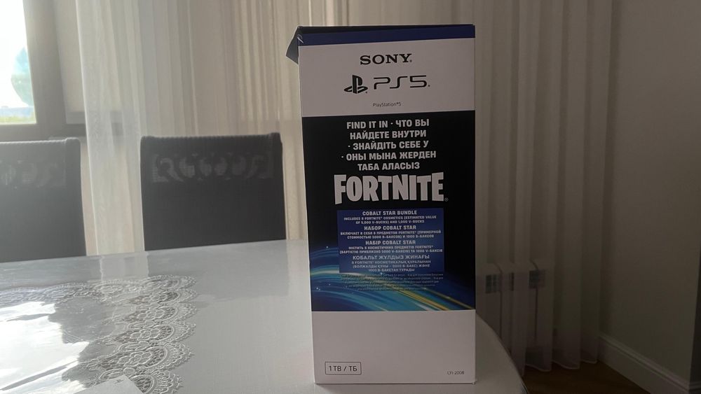Soni ps5 (игровая приставка)