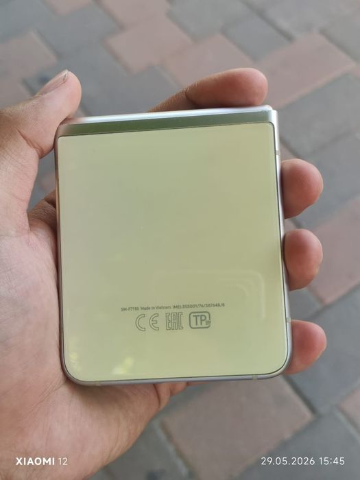 Samsung z flip 3 8/256gb