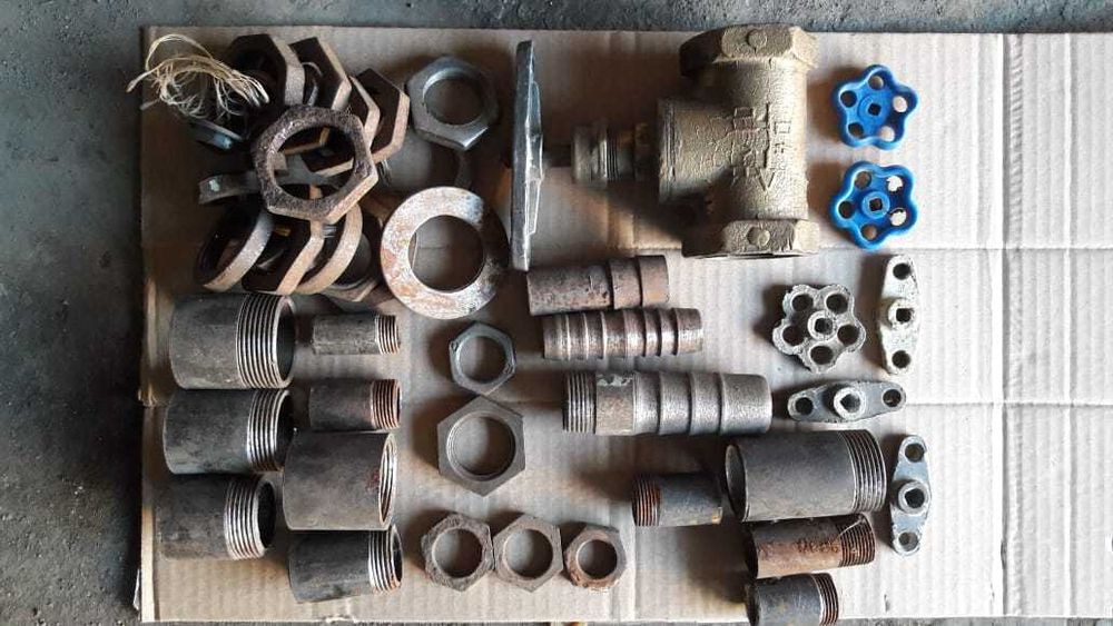 Продам Смесители.