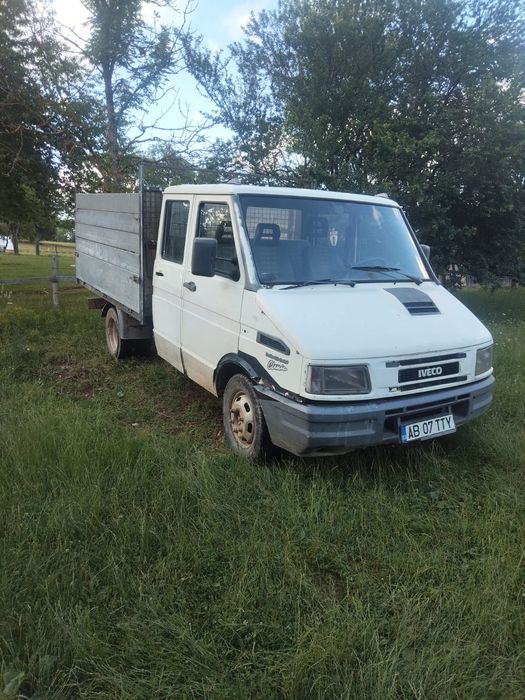 Vând sau schimb Iveco daily