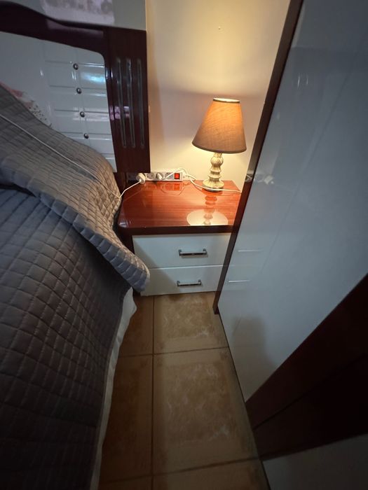 Vând dormitor complet