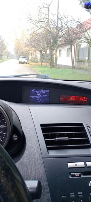 Vând MAZDA in stare buna!