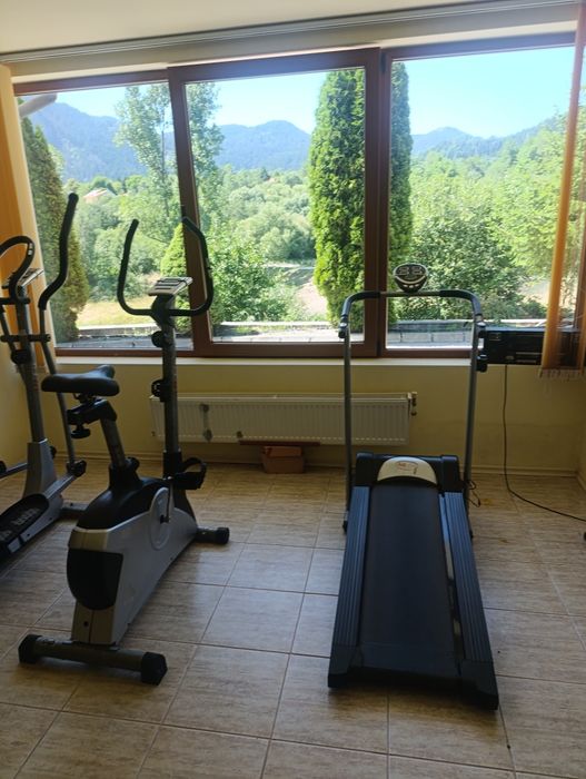 Дава се под наем Офис в Смолян, Каптажа - 400 кв.м за 600 € - Снимка #4