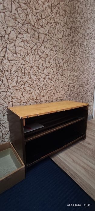 Шкаф пенал, обувная полка