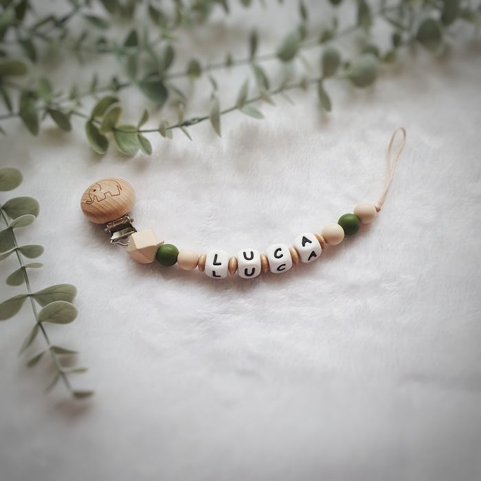 Lanț suzetă personalizat bebe, silicon alimentar, nume LUCA