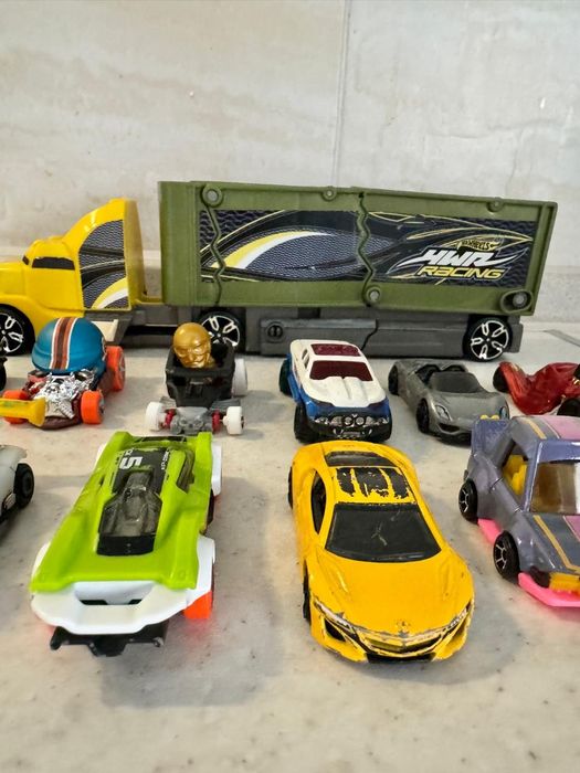 Машинки хотвилс Hot Wheels