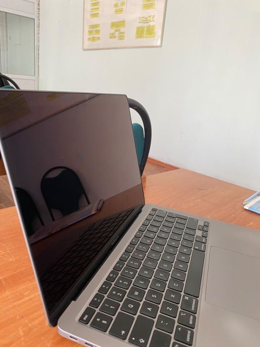 Macbook air m1 16gb/256gb