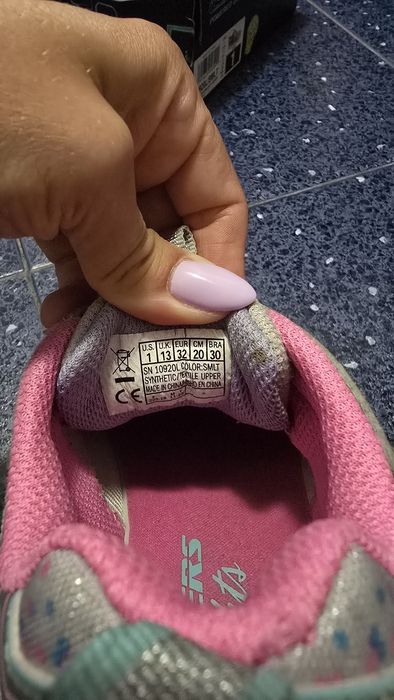 Маратонки Skechers lights