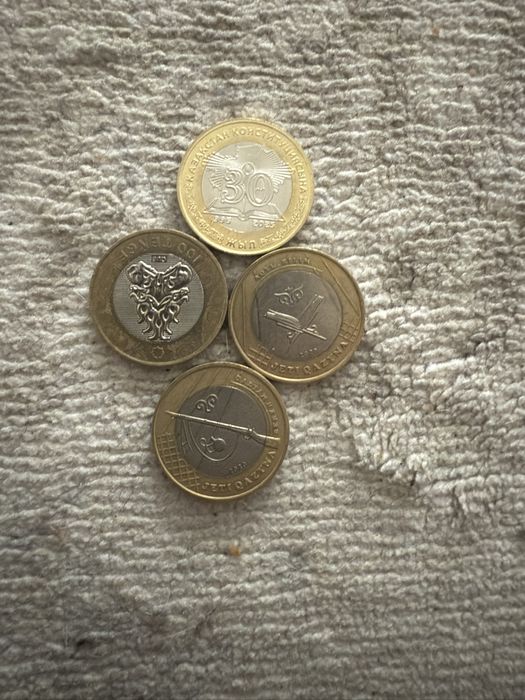 Монета  100тг коллекционные