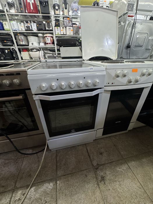 Готварска  печка керамични котлони gorenje четете обявата!