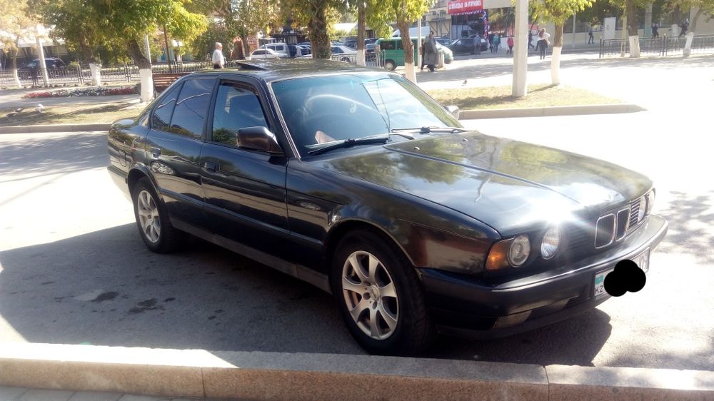 Продам БМВ 5 е34