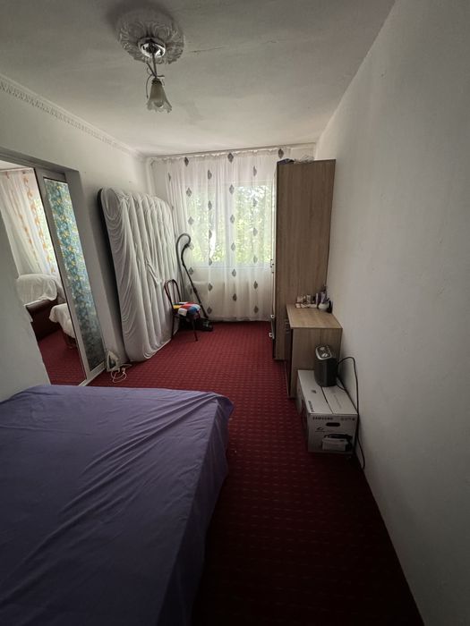 Vand apartament cu 2 camere in micro 40 , bloc T4