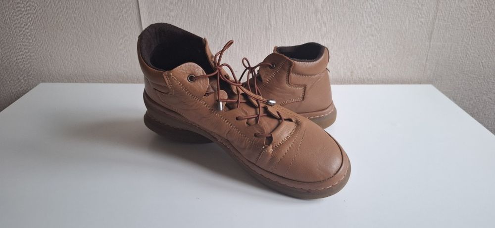 Естествена кожа обувки Ulanka 41 номер 
26,2 см нови, естествена кожа