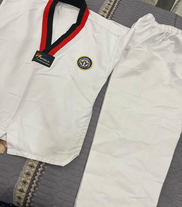 Таэквондо костюм