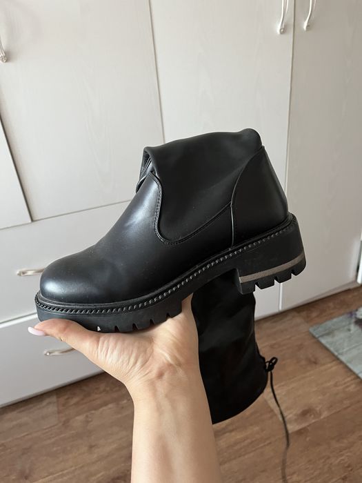 Продам сапоги демисезонные 39