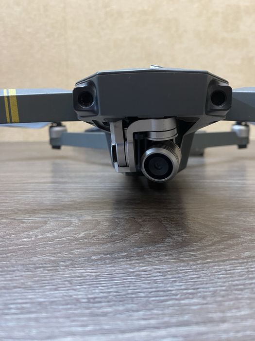 DJI Mavic Pro — оригинальный дрон, квадрокоптер 4K