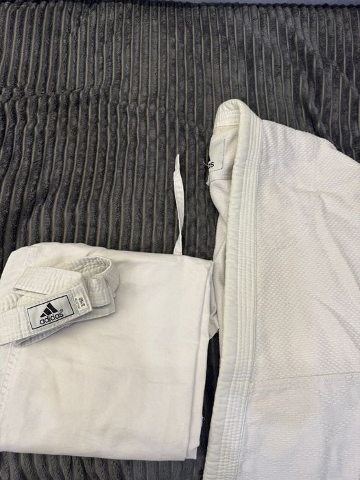 Кимоно для дзюдо adidas