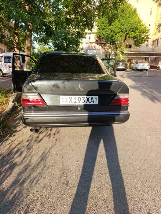 Srochni Mersedes W124 sotiladi