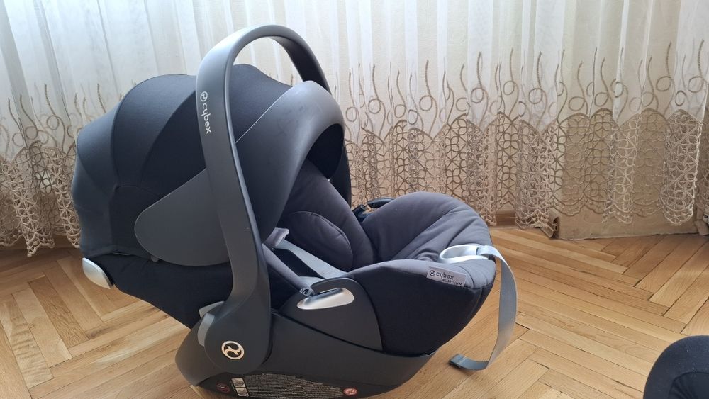 Столче за кола Cybex Cloud Q + база