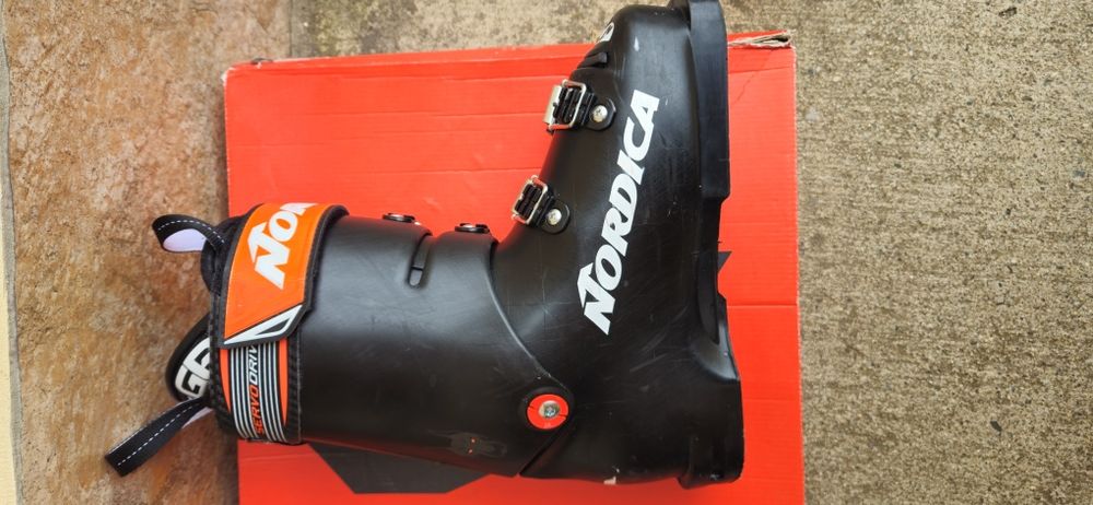 Ски обувки Nordica