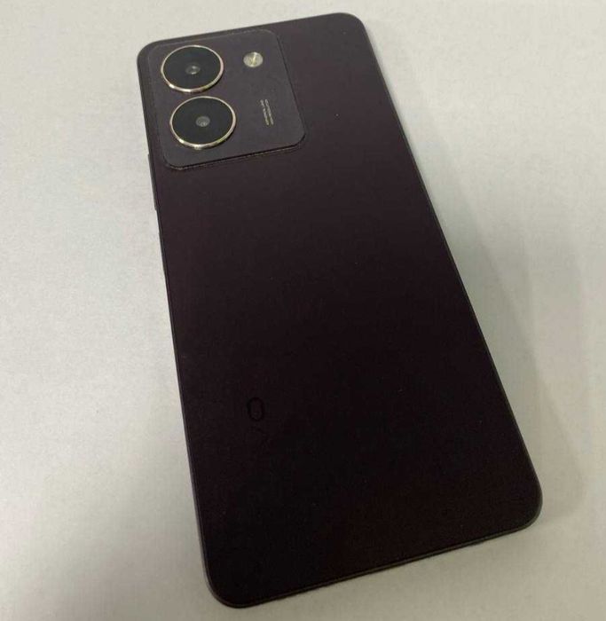 Vivo Y27s экран чуть Сломон