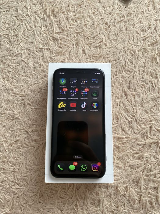 Продам айфон xs на 64гб