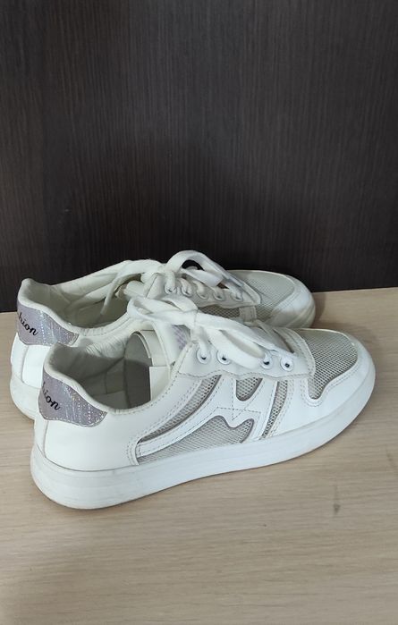 Обувь для девочки