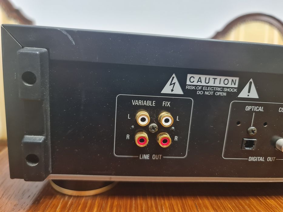 Vand CD player Denon DCD 2560