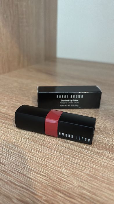 Ruj Bobbi Brown Crushed Lip Color - nuanță Babe