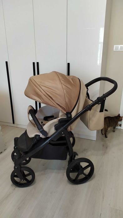Бебешка количка 3в1 Buba Karina Light Beige / Светла Бежова